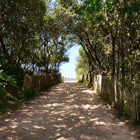 Camping Le Clos Des Pins Longeville-sur-Mer Exterior photo